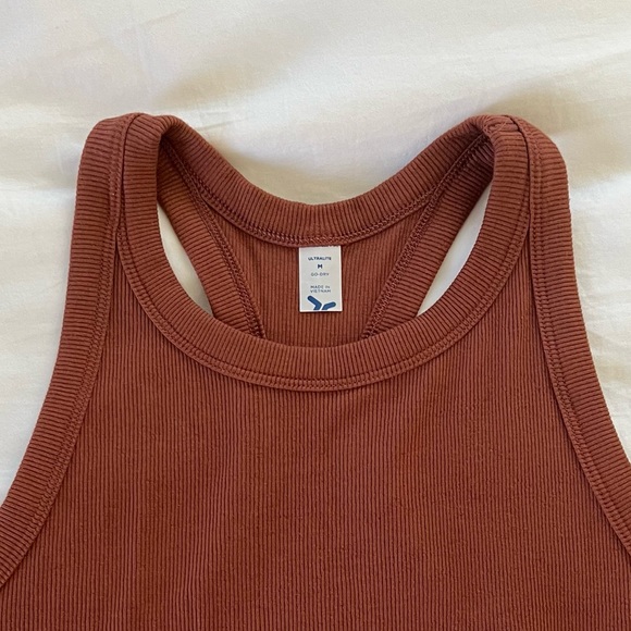 Old Navy | Active Tank Top Medium - Picture 2 of 3